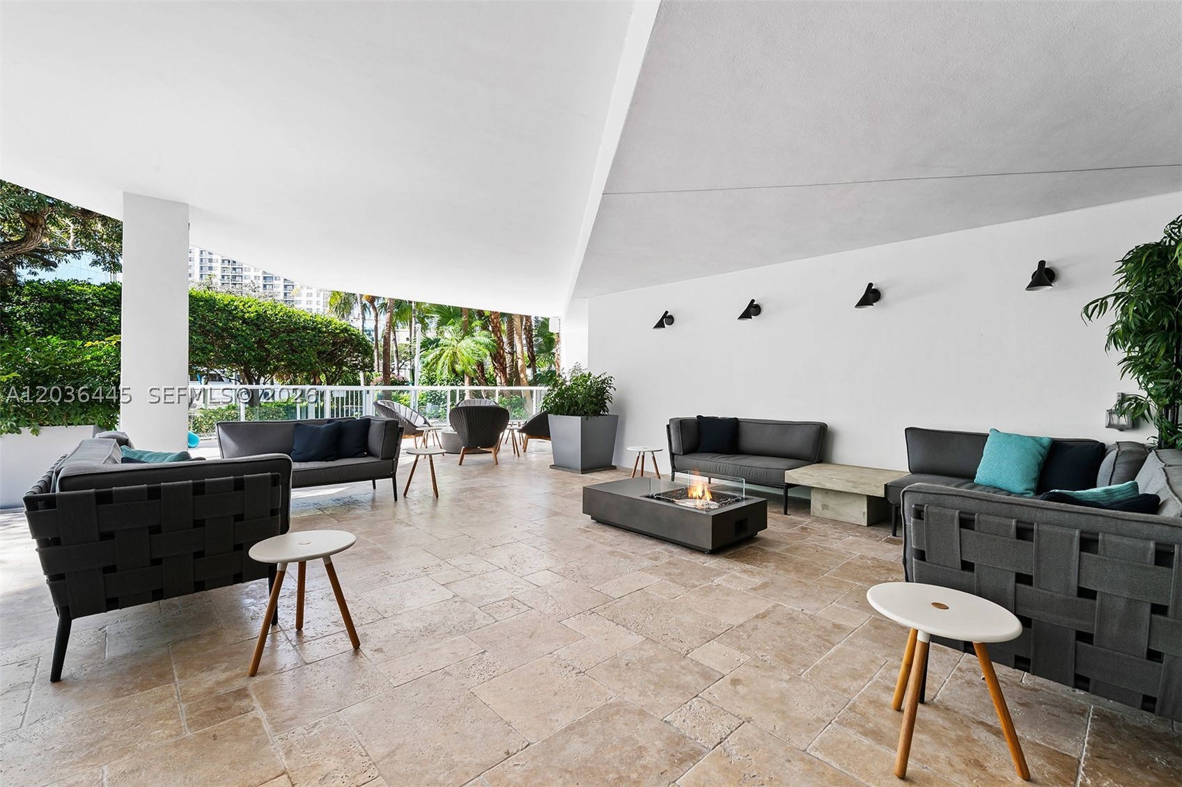 333 Las Olas Way #1207 Fort Lauderdale, FL 33301