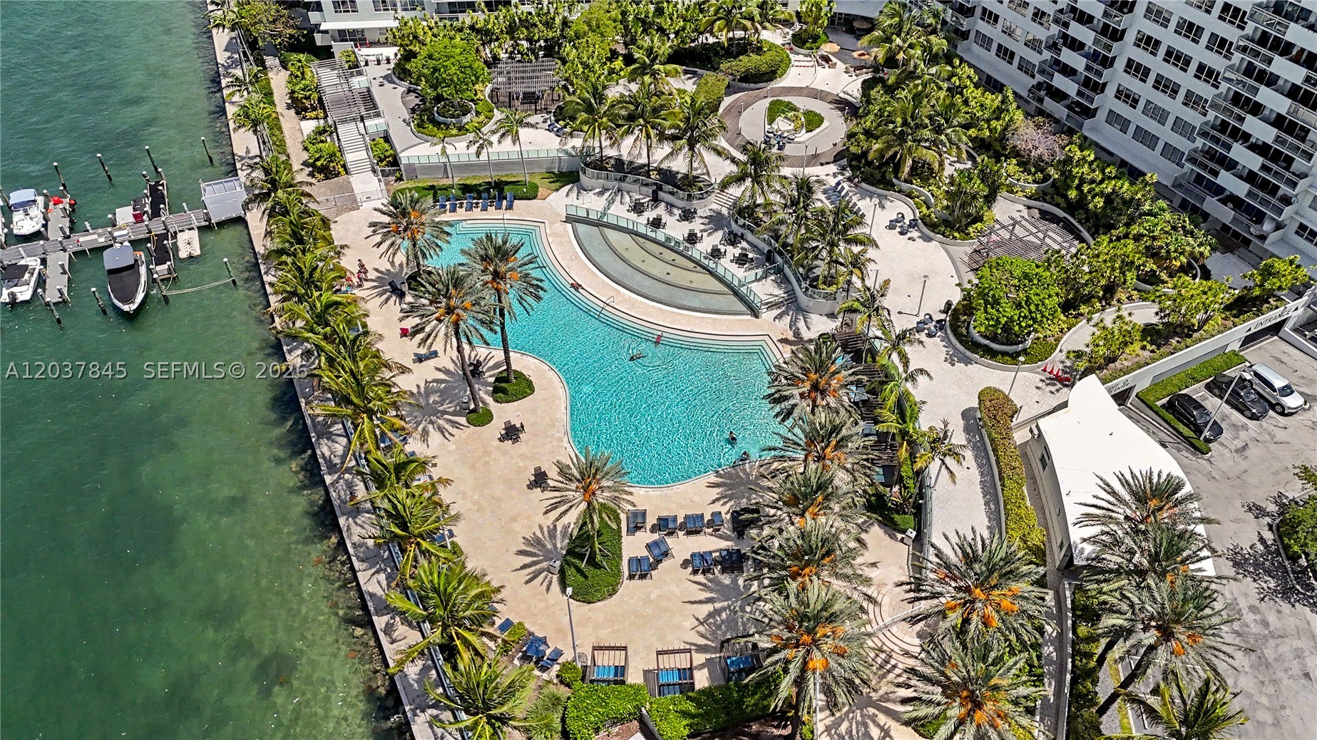 image Flamingo South Beach11