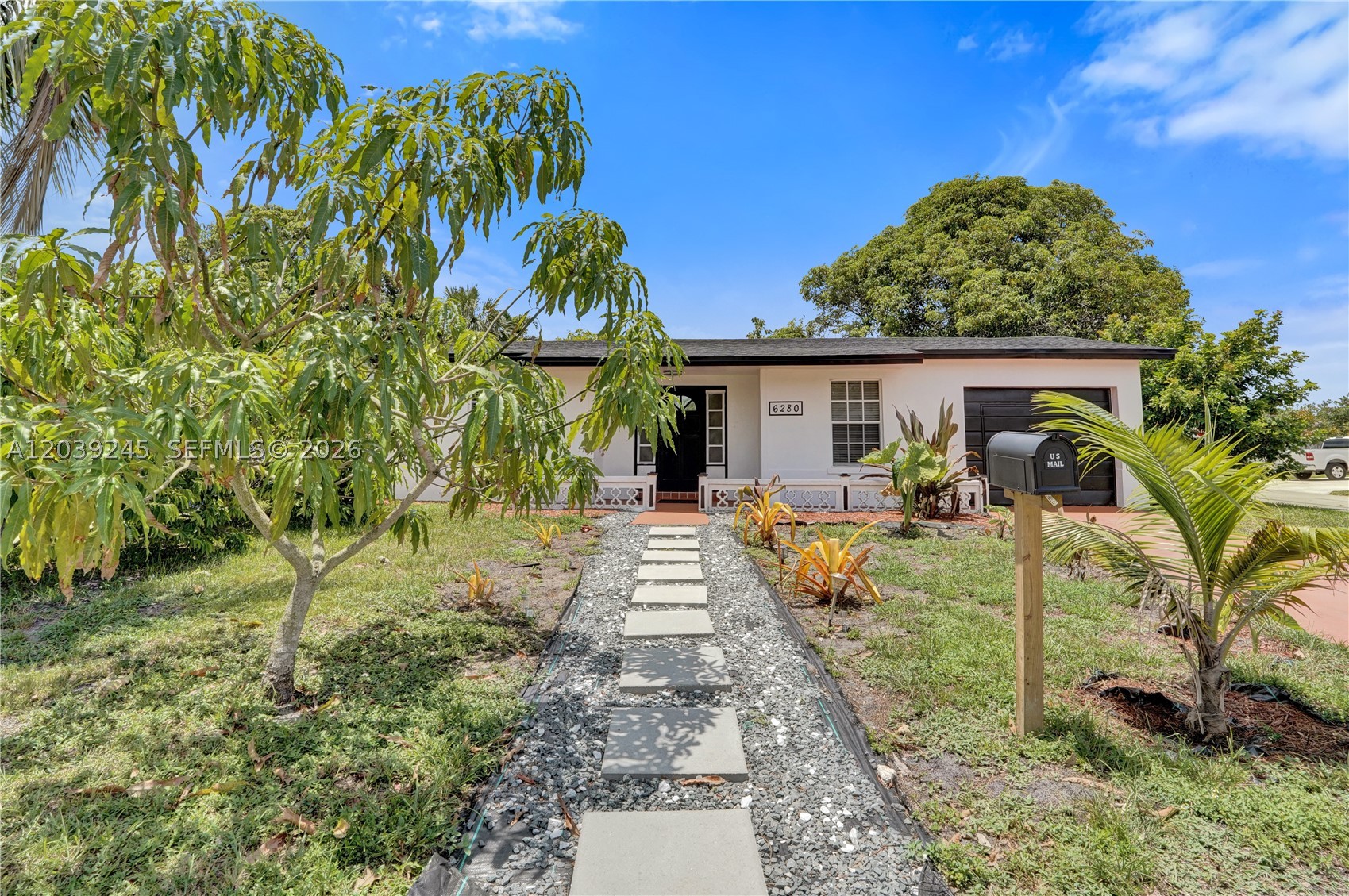 6280 SW 8th Pl