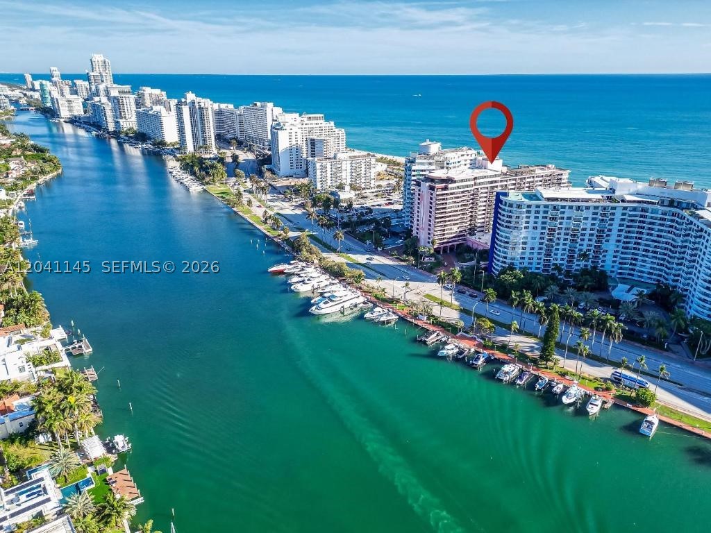 5225 Collins Ave #914