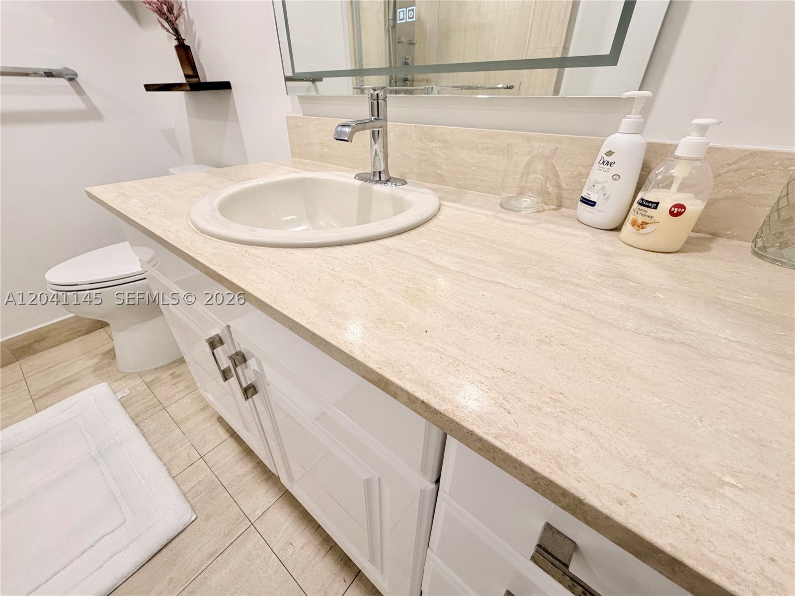 5225 Collins Ave #914 Miami Beach, FL 33140