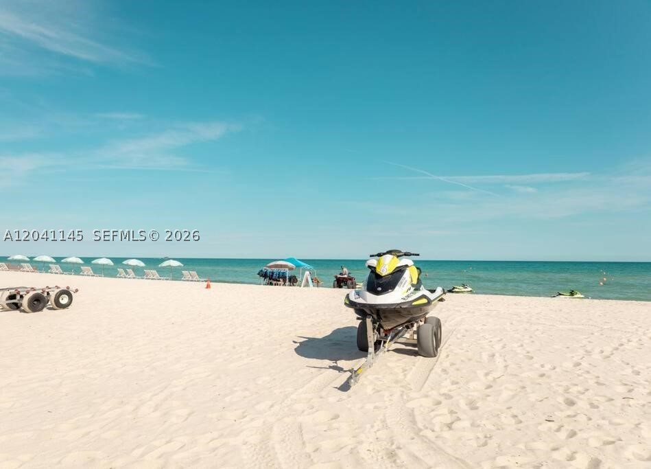 5225 Collins Ave #914 Miami Beach, FL 33140