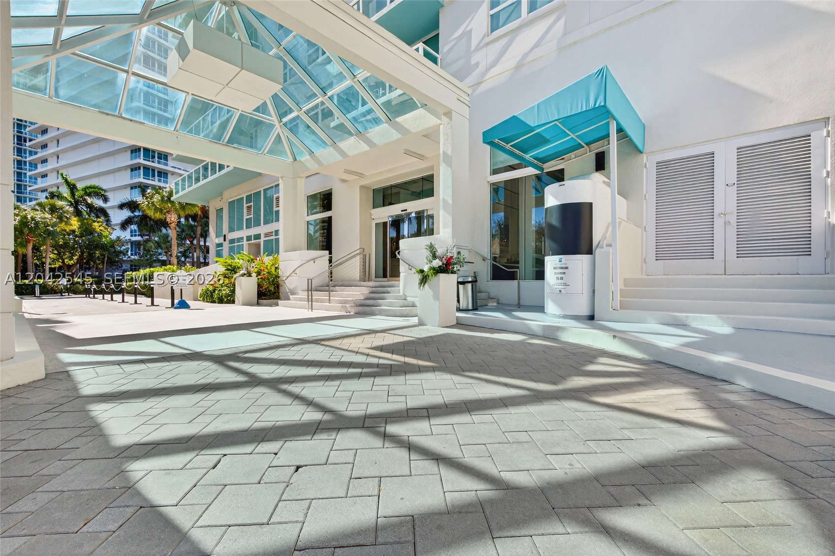 Undisclosed Address Miami Beach, FL 33139