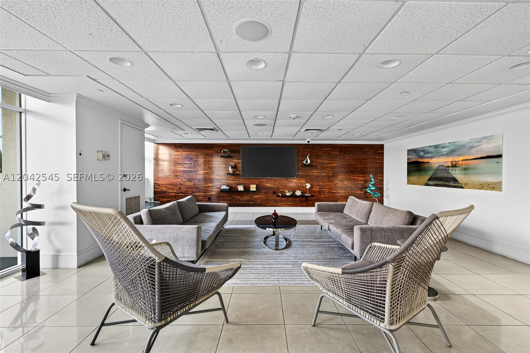 Undisclosed Address Miami Beach, FL 33139