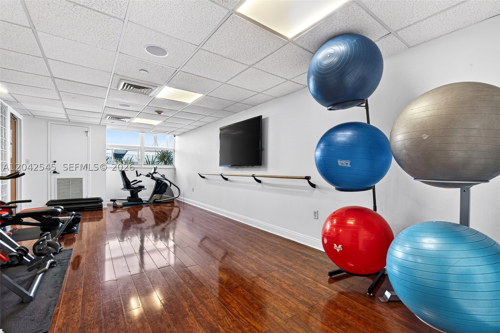 Undisclosed Address Miami Beach, FL 33139