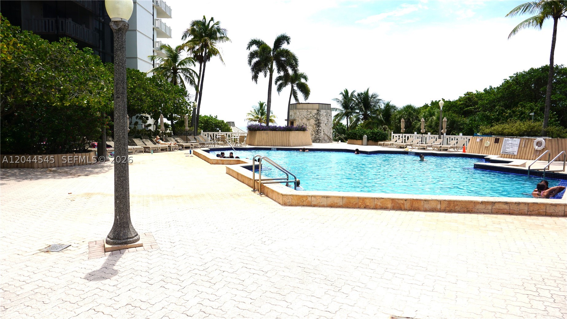image Towers of Key Biscayne50