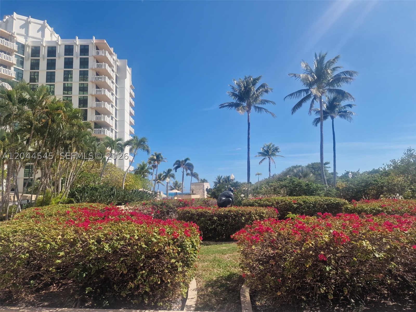 image Towers of Key Biscayne51