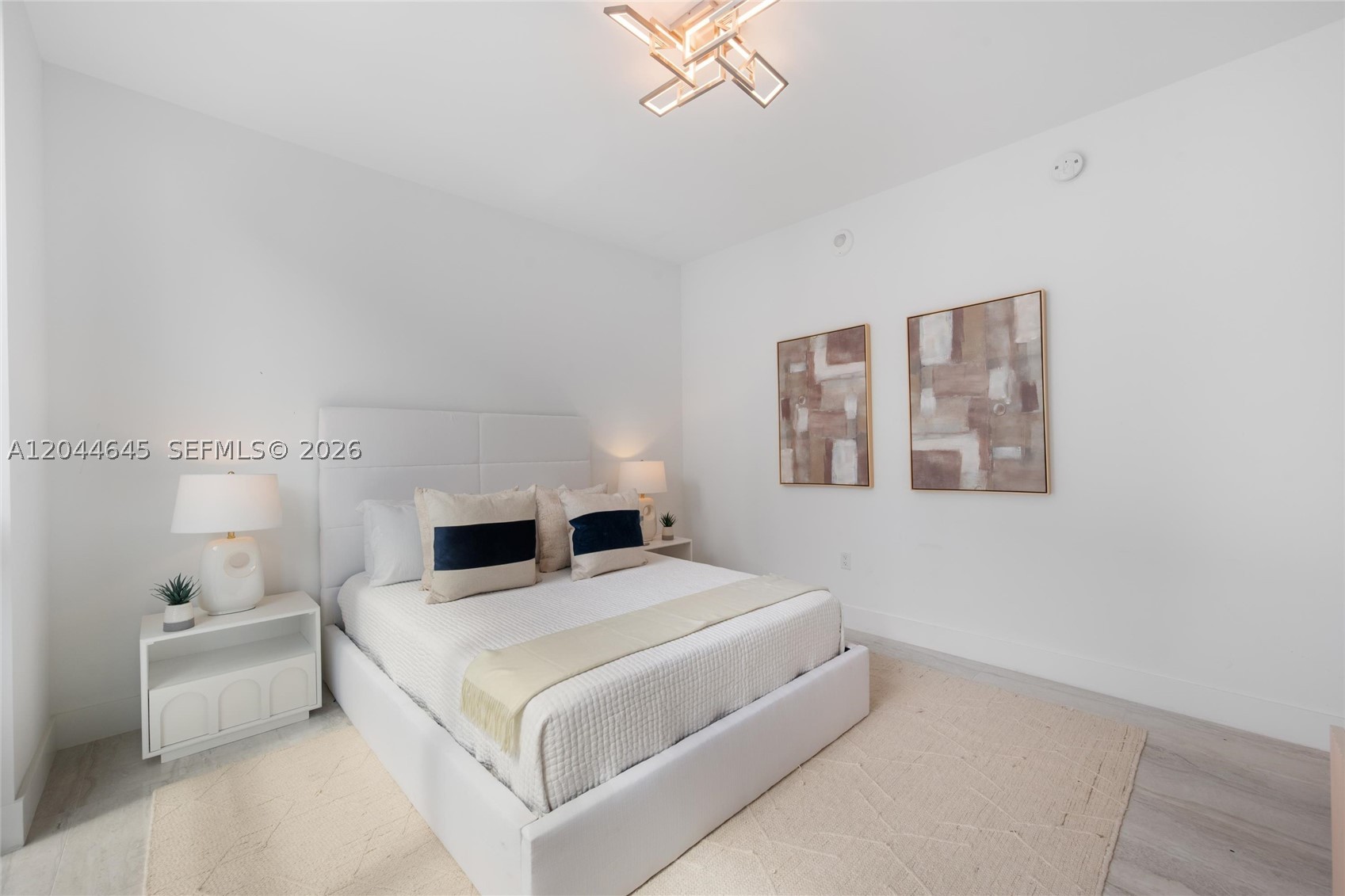 100 E Las Olas Blvd #3201 Fort Lauderdale, FL 33301