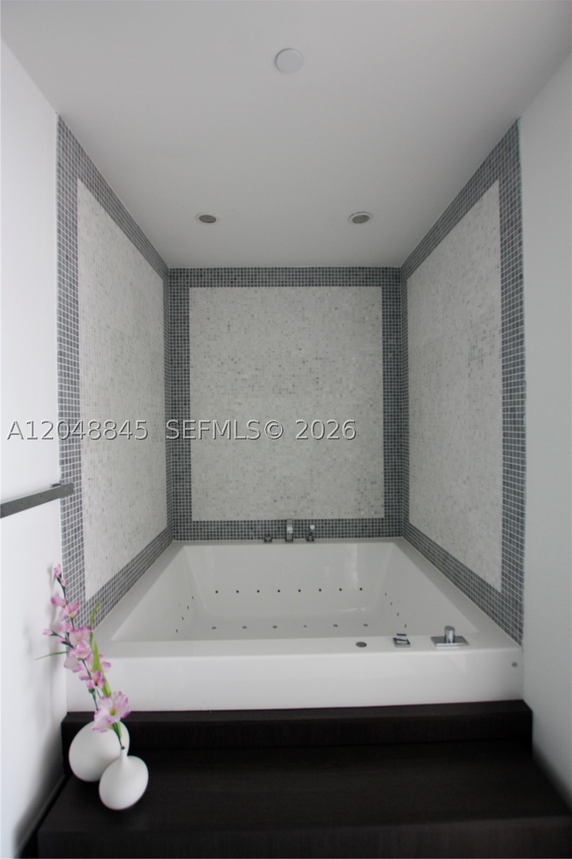 image Epic Residences4