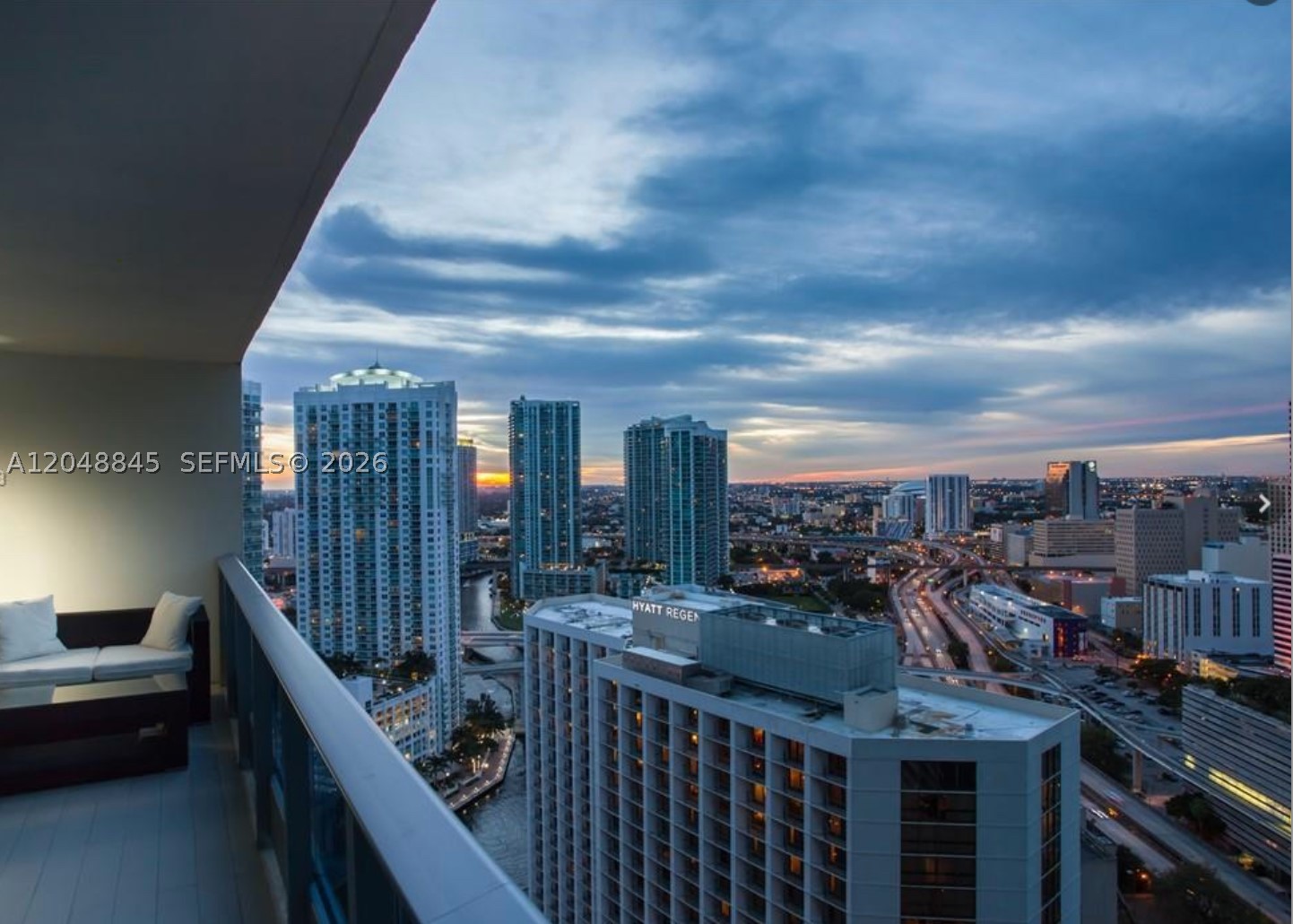 image Epic Residences6
