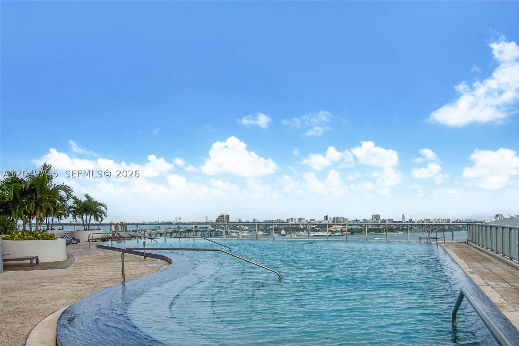 image Marina Blue37