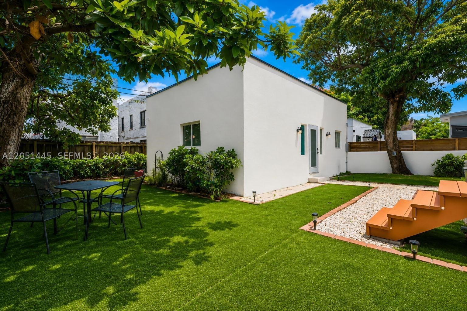 1636 SW 9th St Miami, FL 33135
