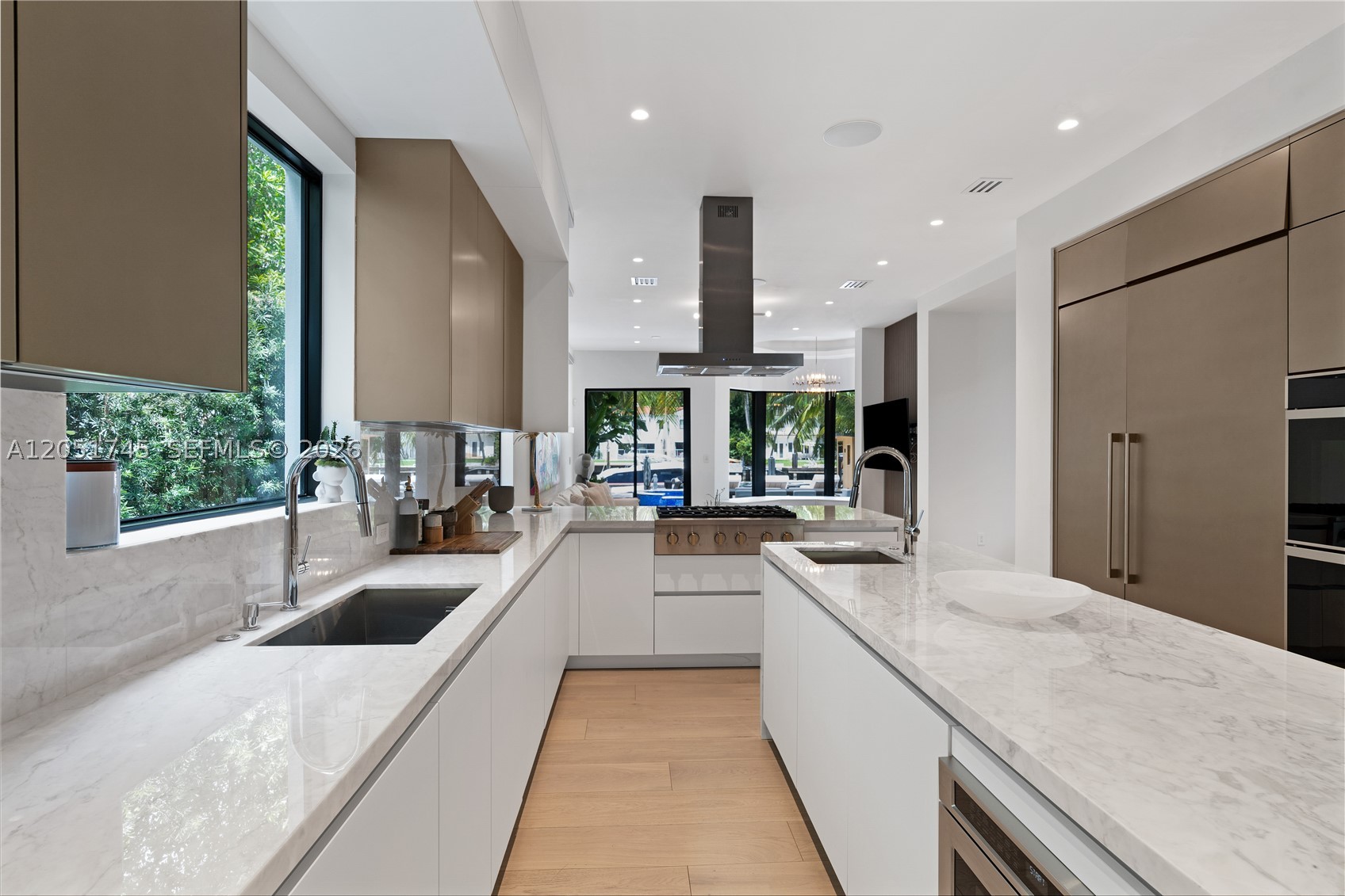 4442 Prairie Ave Miami Beach, FL 33140
