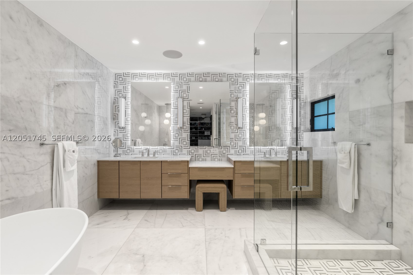 4442 Prairie Ave Miami Beach, FL 33140