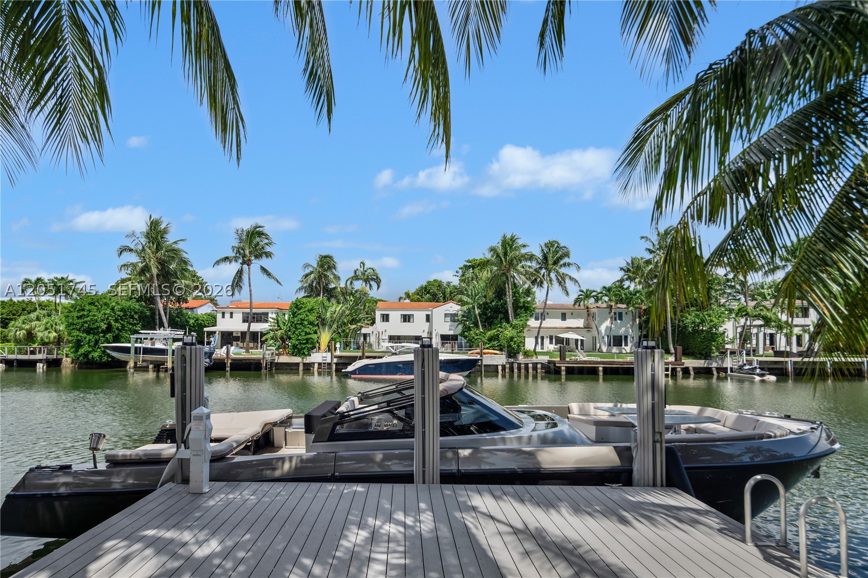 4442 Prairie Ave Miami Beach, FL 33140