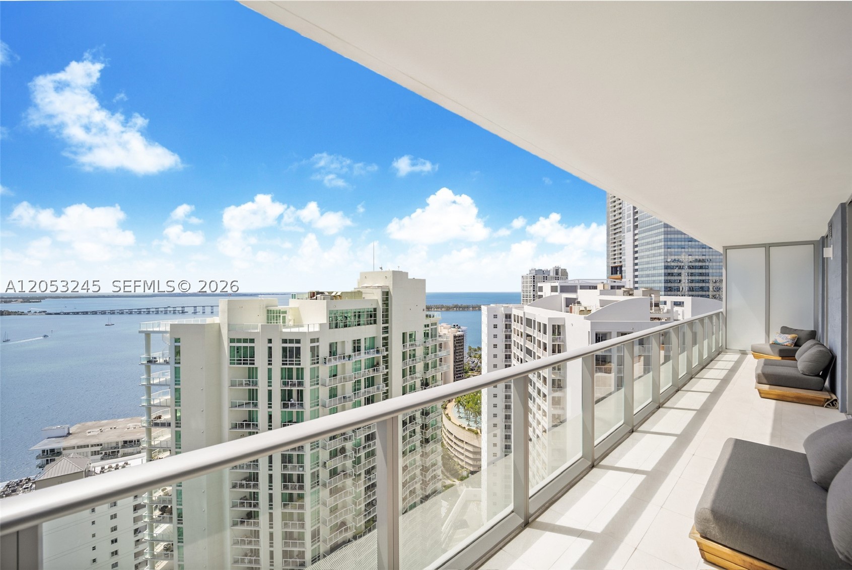 1300 Brickell Bay Dr #3004
