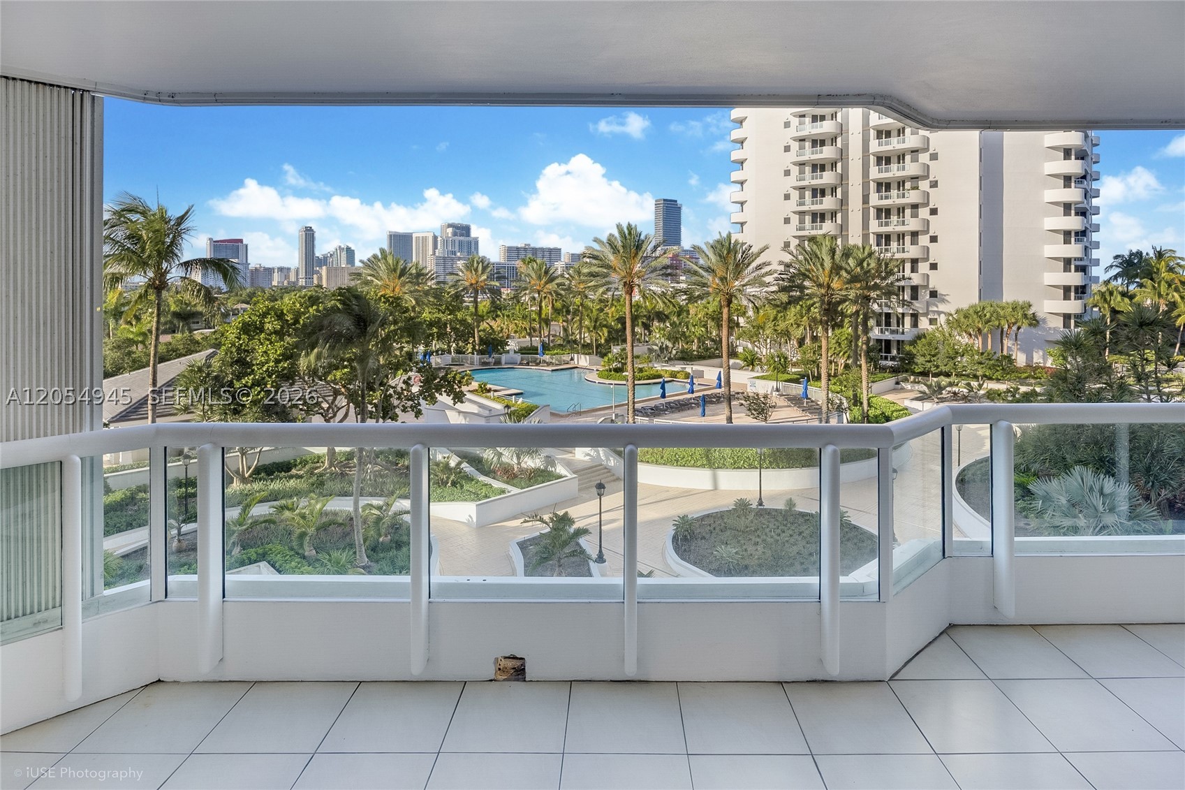 21205 Yacht Clb Dr #701 Aventura, FL 33180