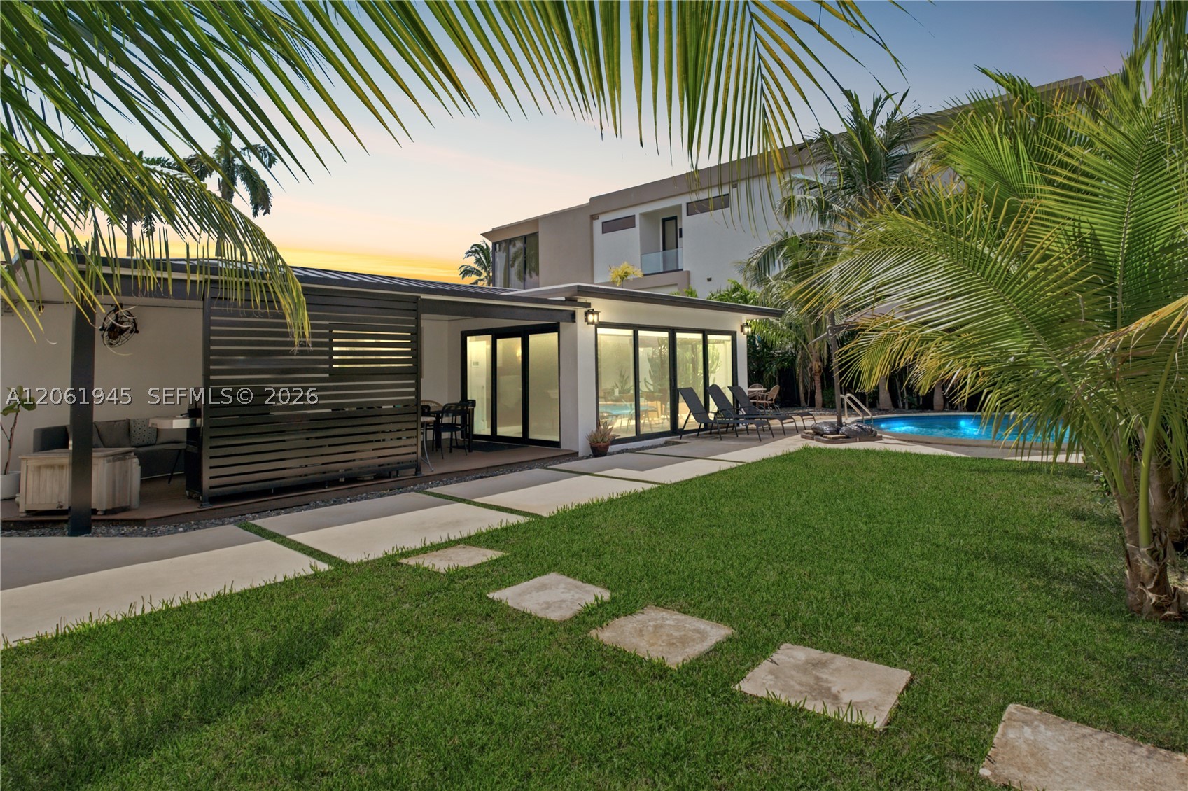 12906 Cherry Rd North Miami, FL 33181