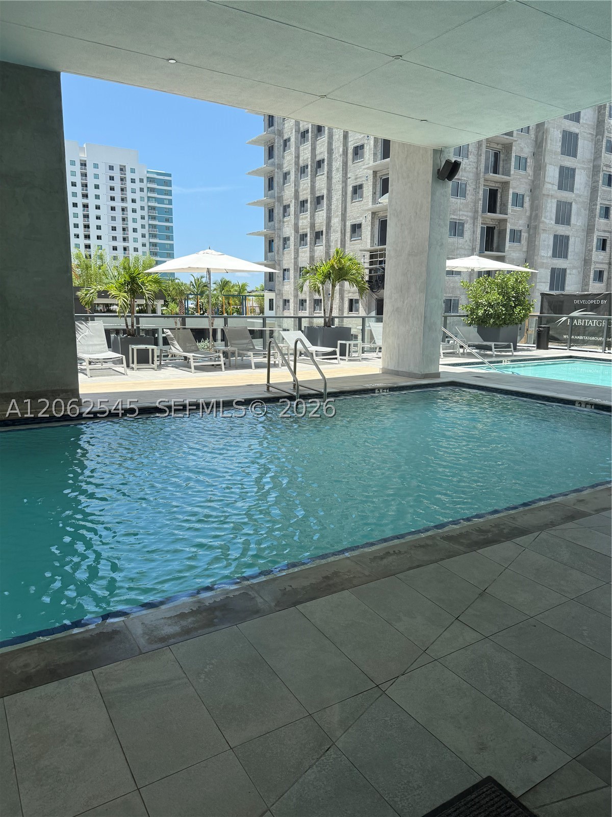 image Smart Brickell III9