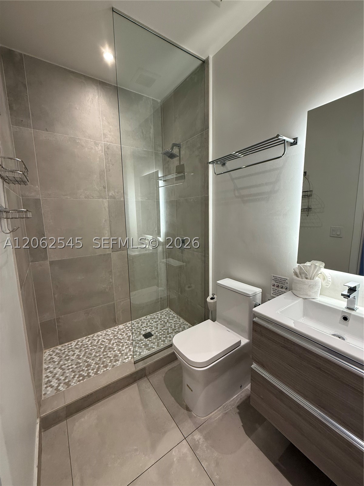 image Smart Brickell III5