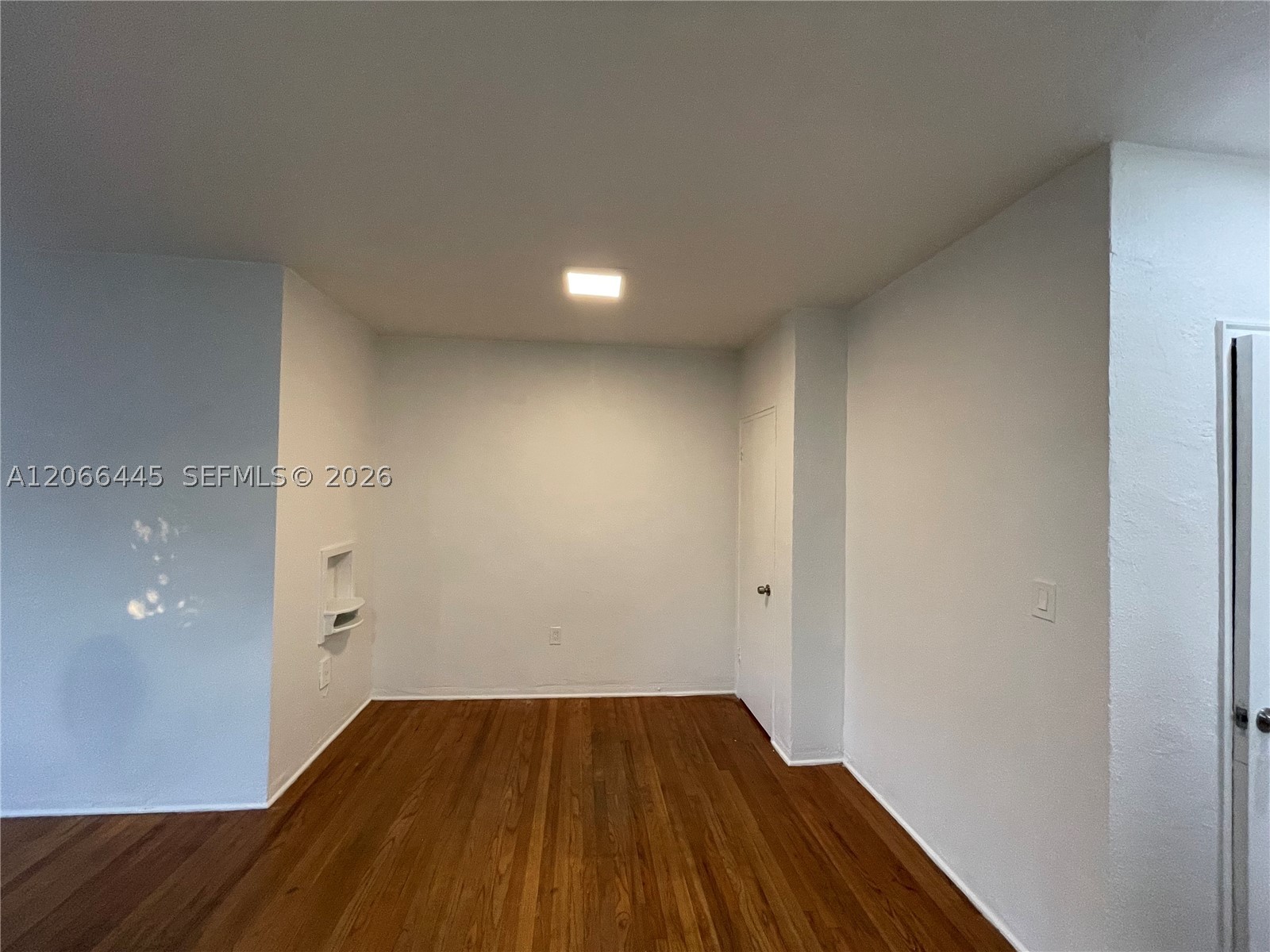 1000 Biarritz Dr #3