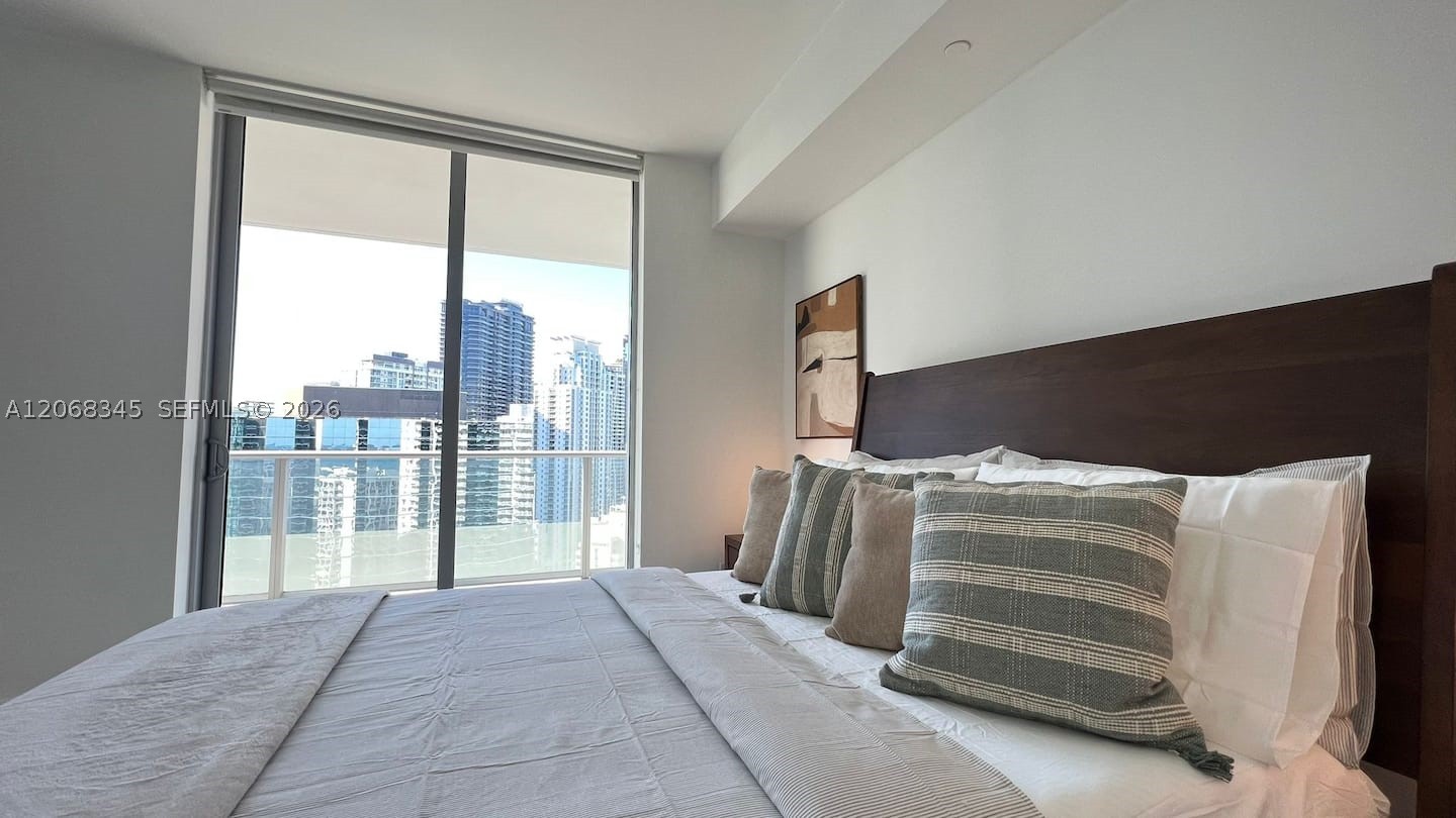 image Brickell House15