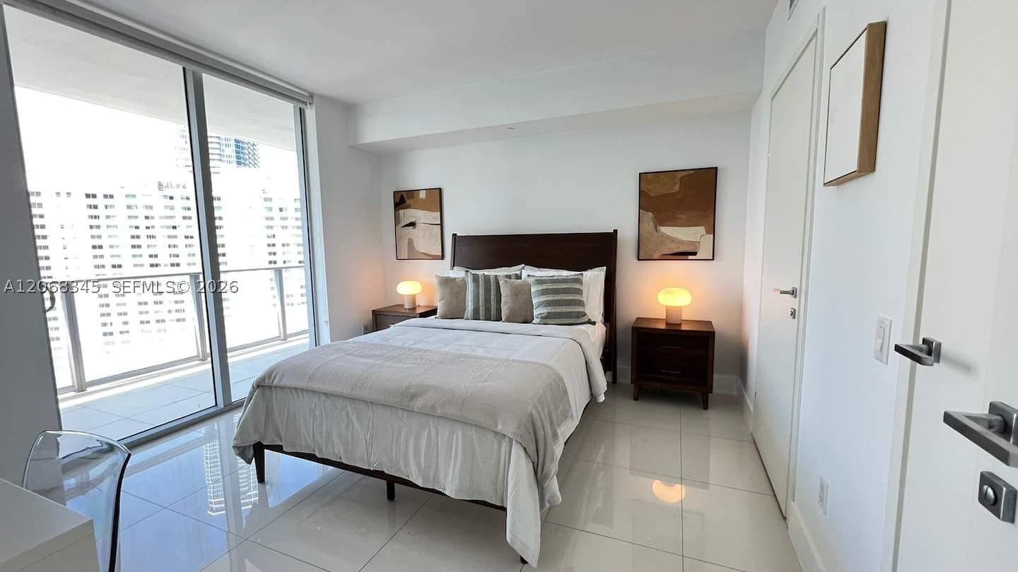 image Brickell House17