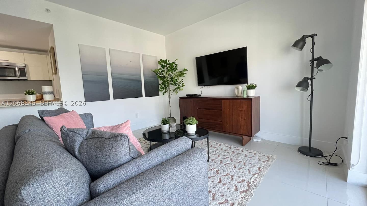 image Brickell House7