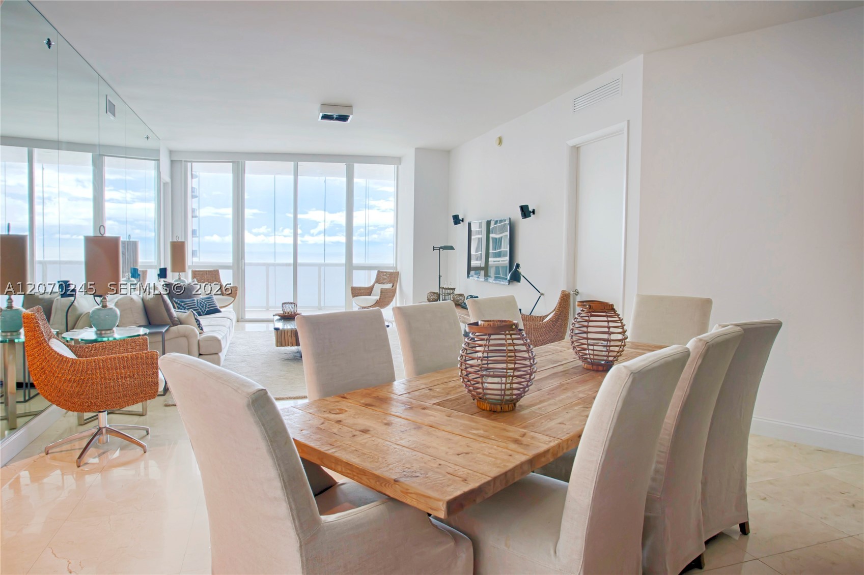 15811 Collins Ave #2303