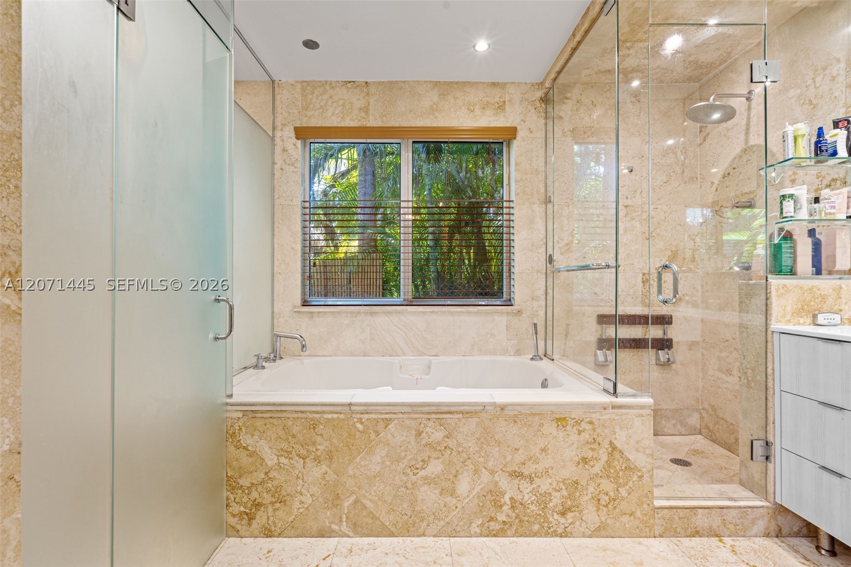 7970 Hawthorne Ave Miami Beach, FL 33141