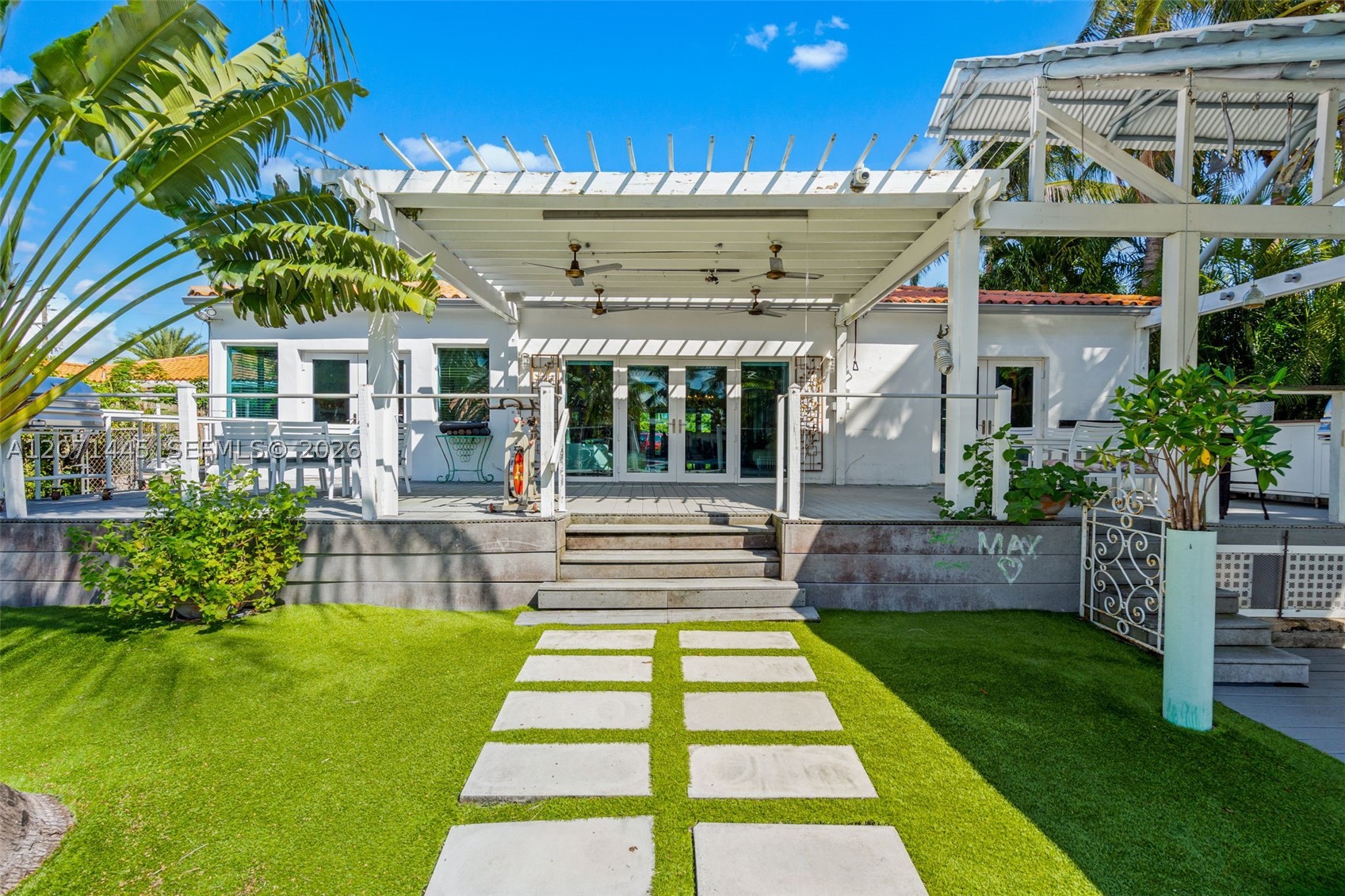 7970 Hawthorne Ave Miami Beach, FL 33141