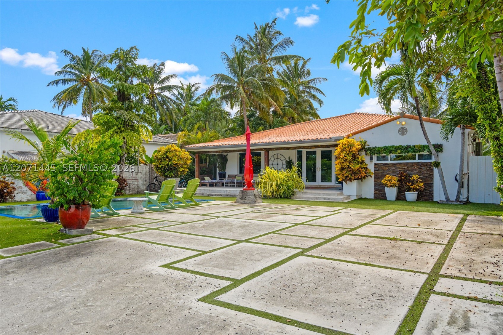 7970 Hawthorne Ave Miami Beach, FL 33141