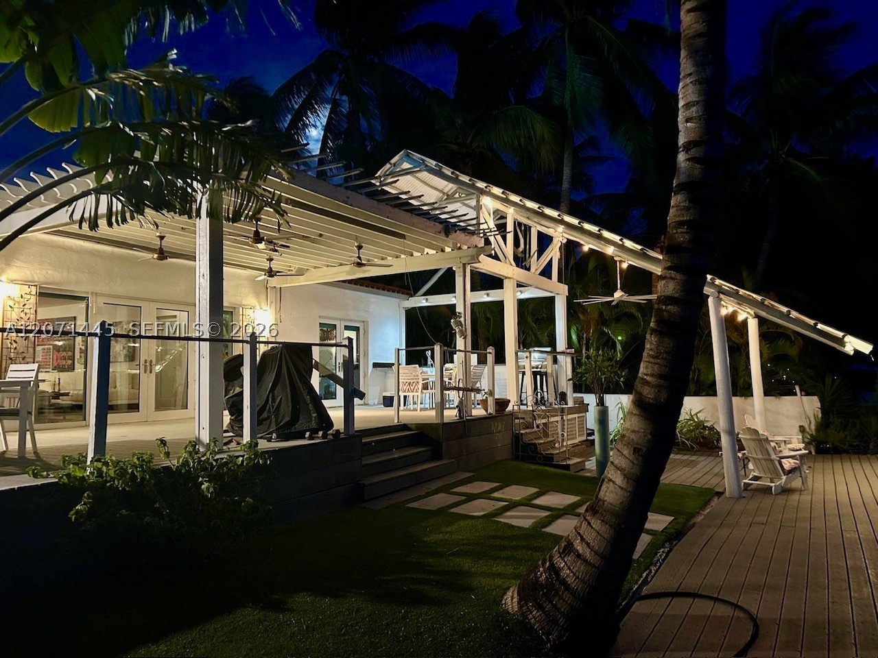 7970 Hawthorne Ave Miami Beach, FL 33141