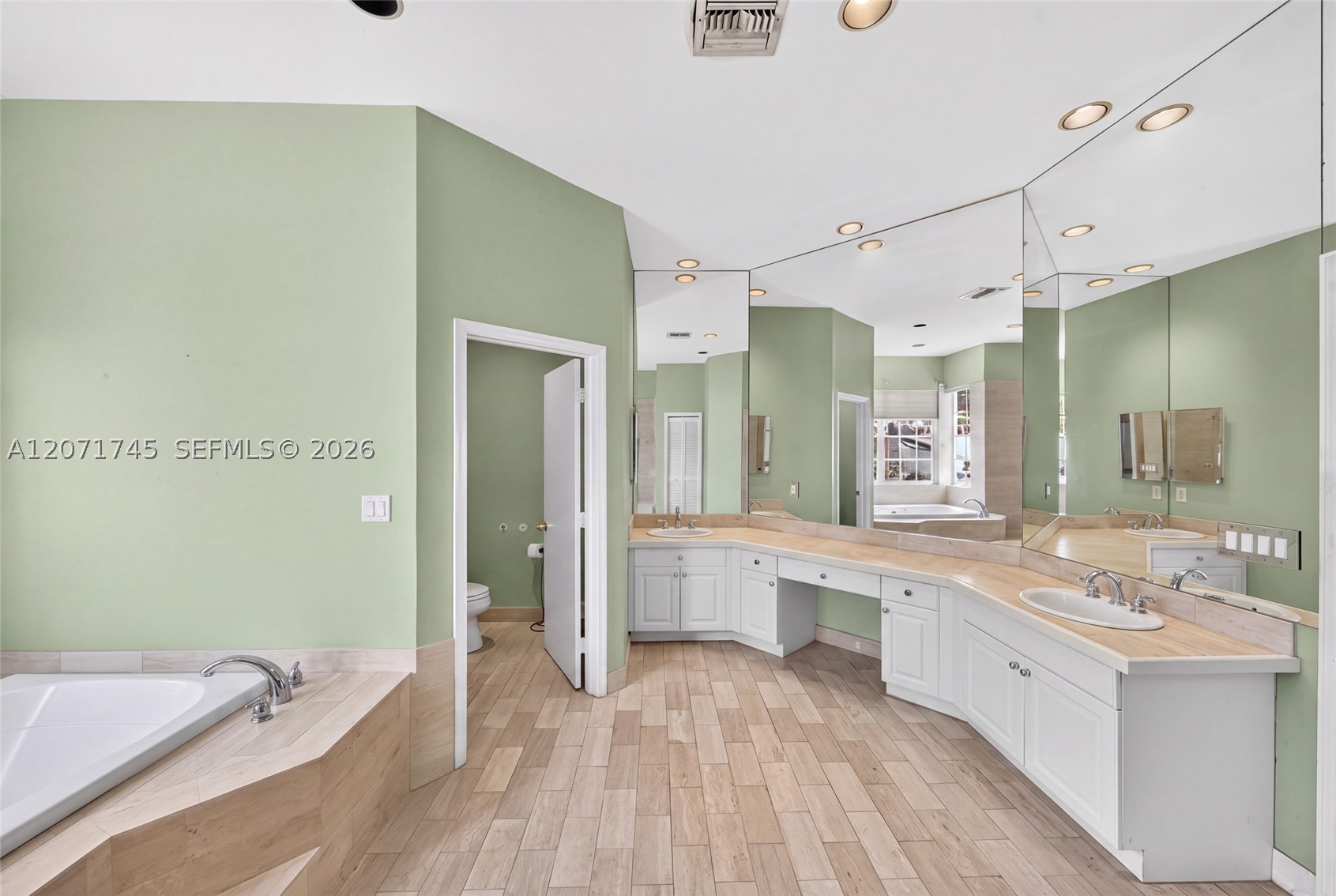 17711 SW 81st Ct Palmetto Bay, FL 33157