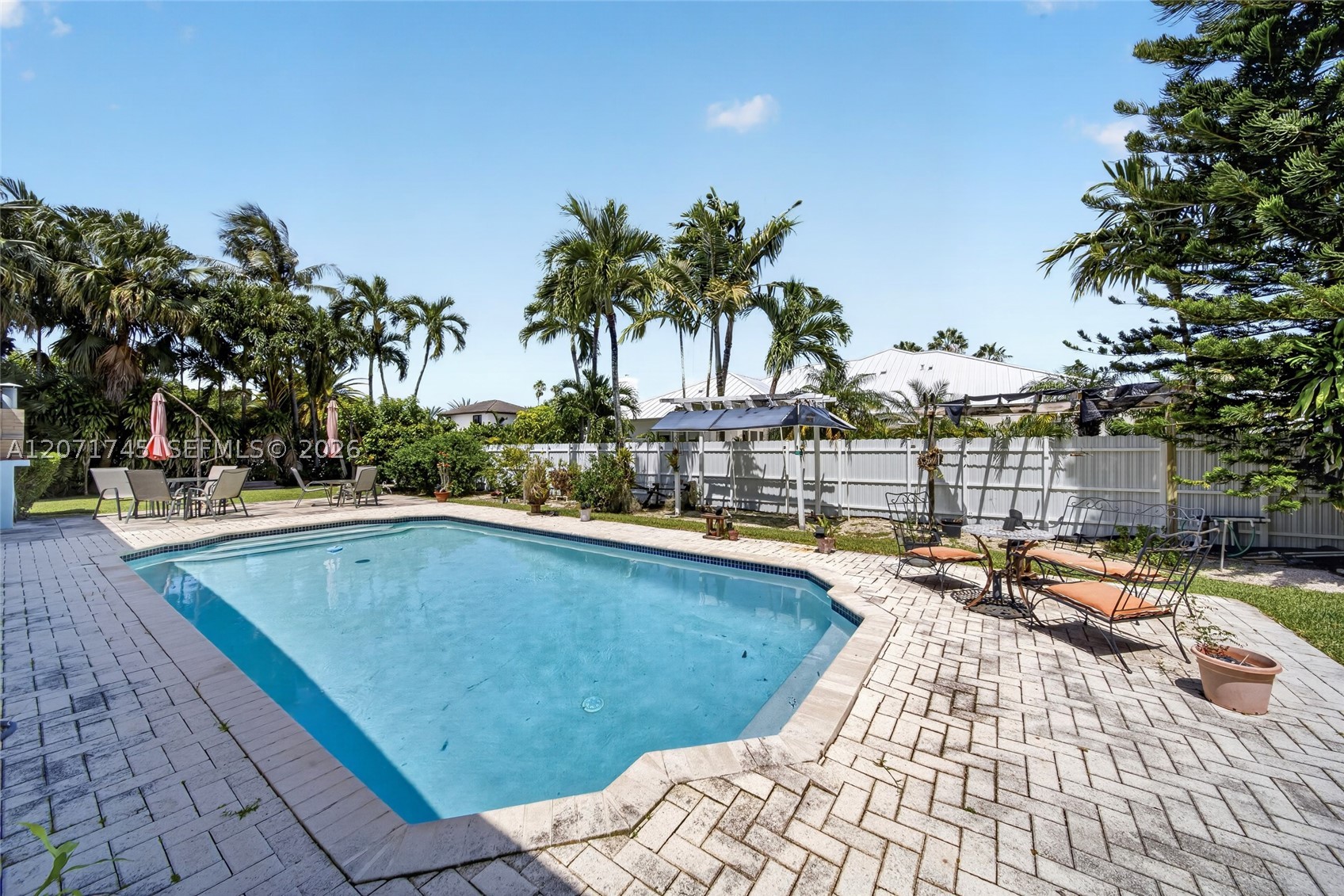 17711 SW 81st Ct Palmetto Bay, FL 33157