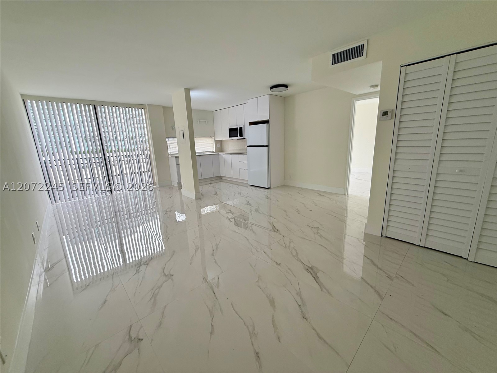 16909 N Bay Rd #817