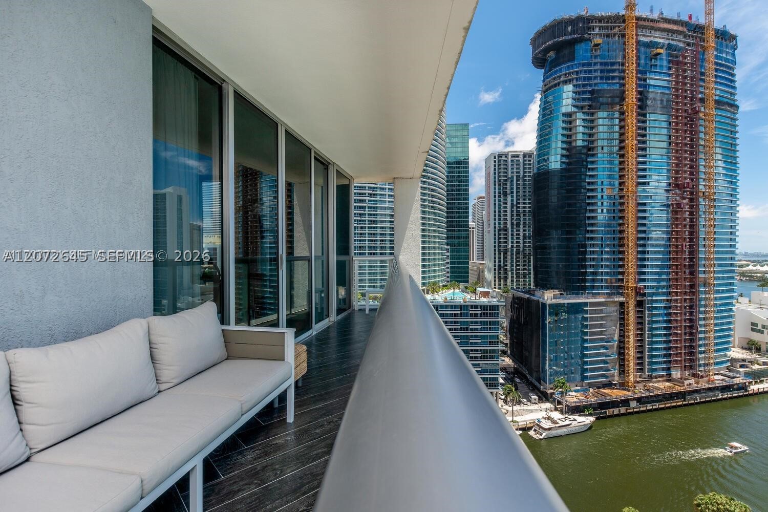 image Icon Brickell III (W Miami)10