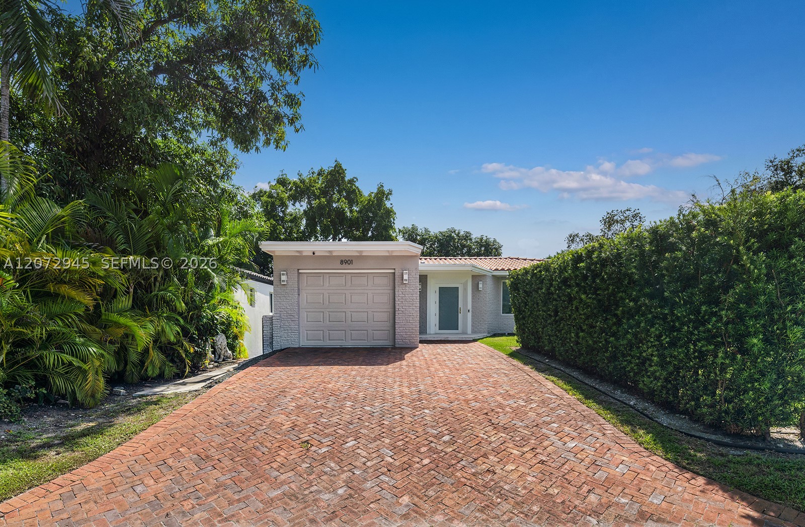 8901 Hawthorne Ave Surfside, FL 33154