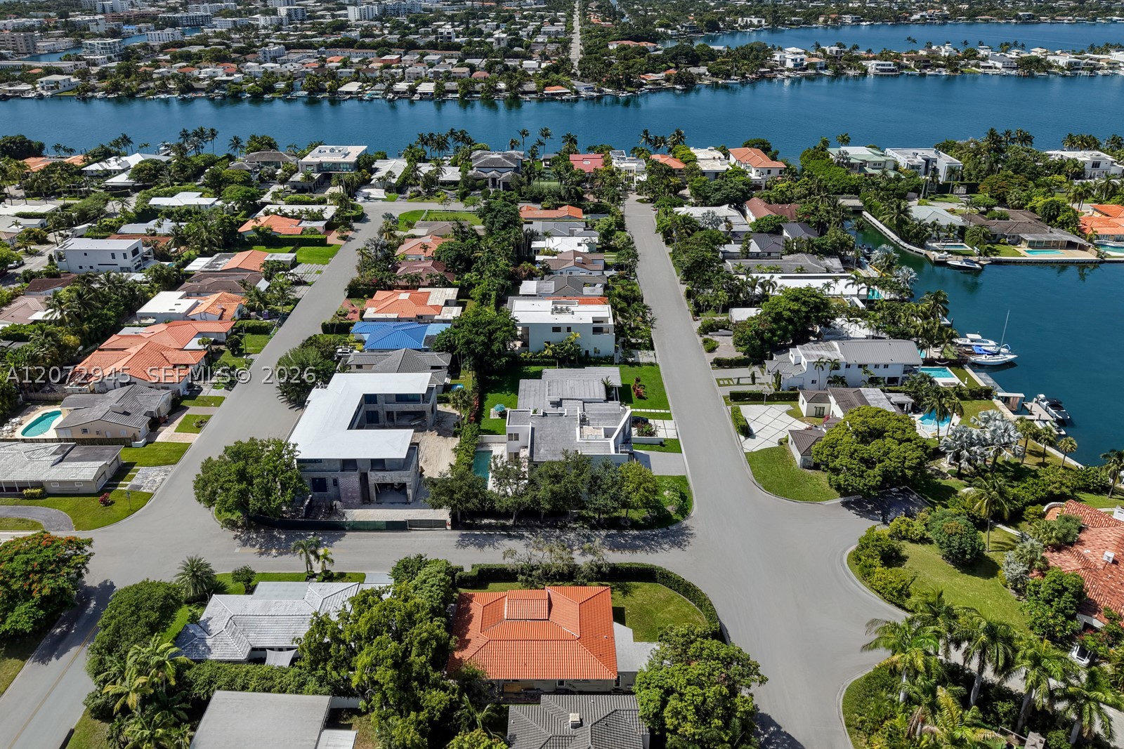 8901 Hawthorne Ave Surfside, FL 33154