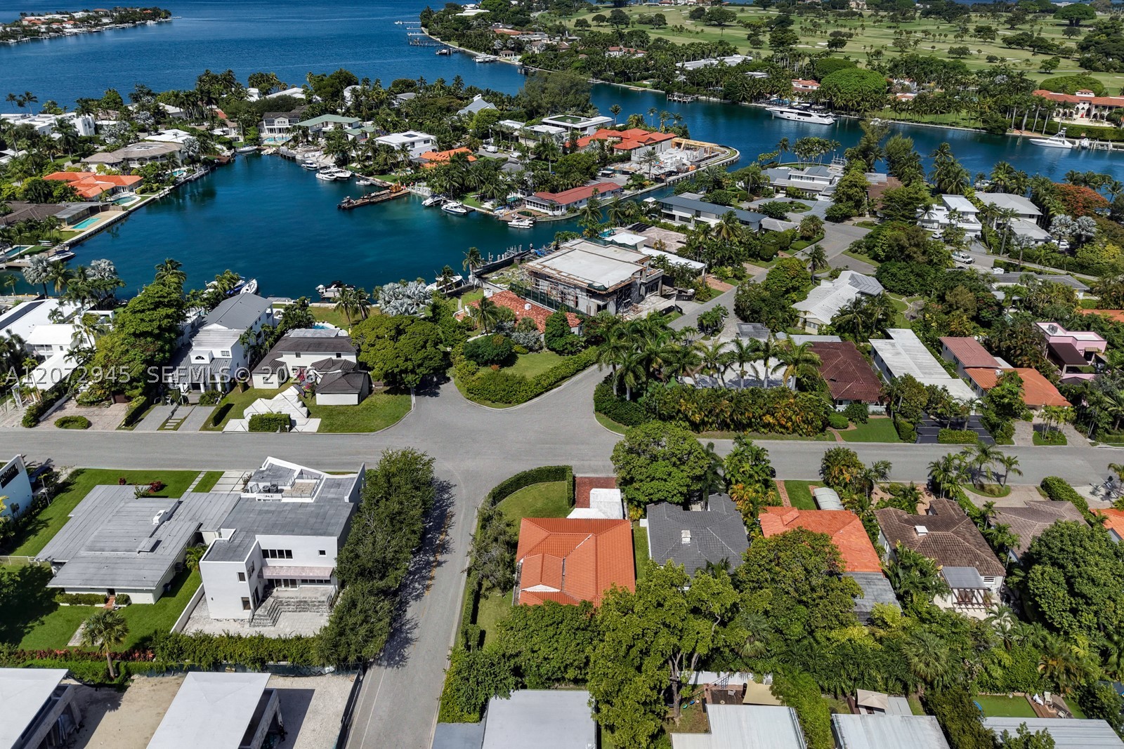 8901 Hawthorne Ave Surfside, FL 33154