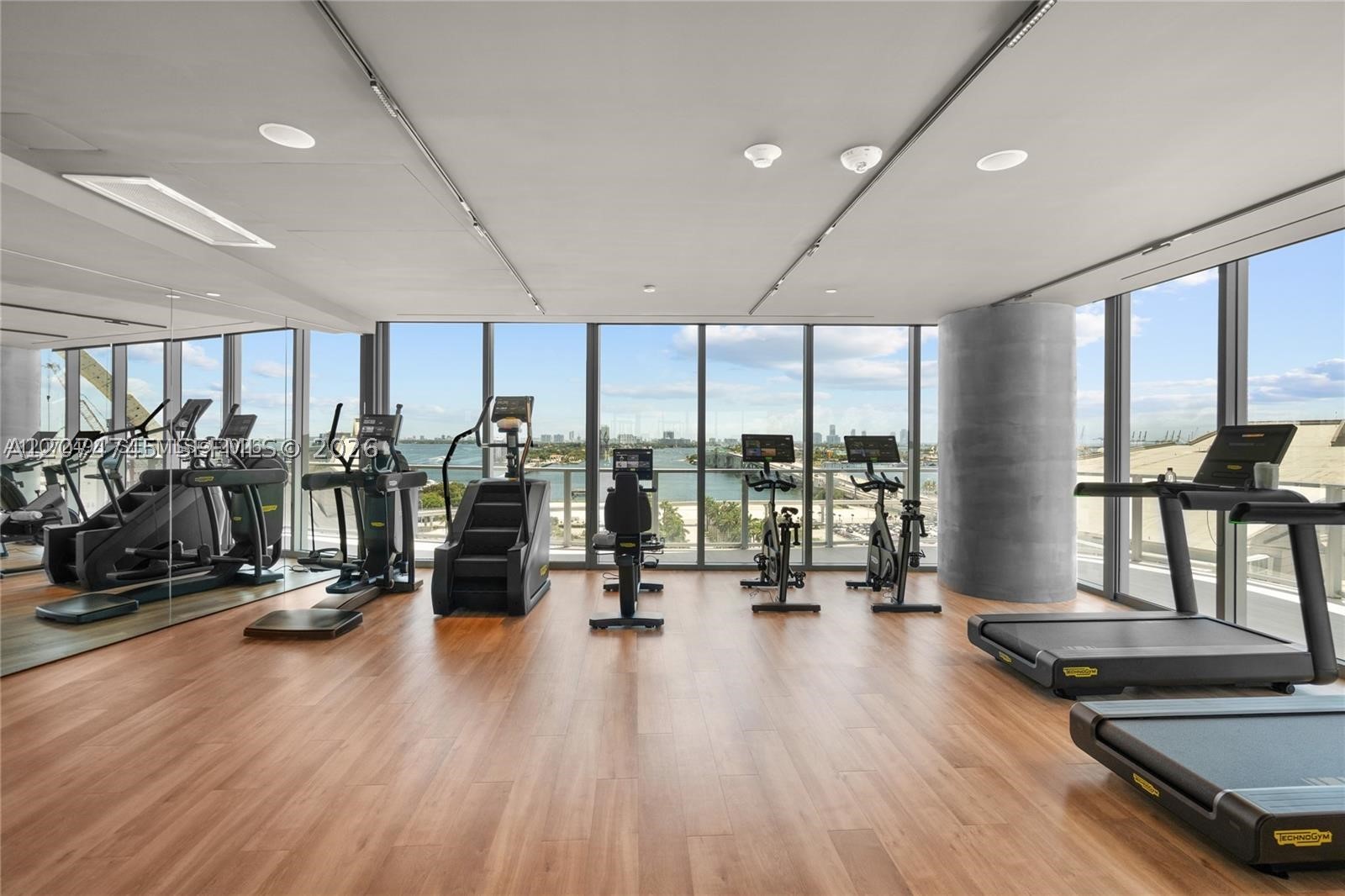 1400 Biscayne Blvd #3501 Miami, FL 33132