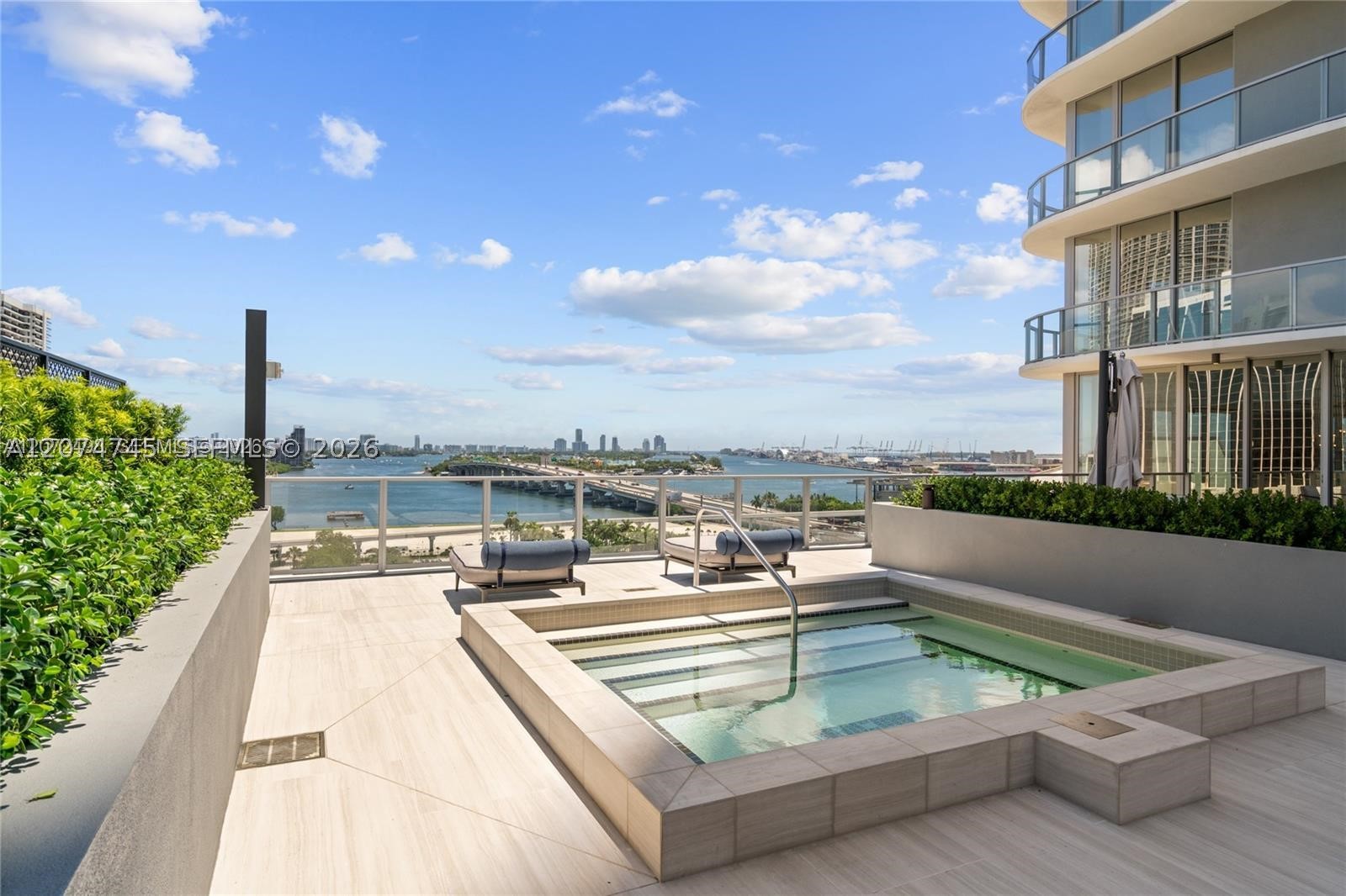 1400 Biscayne Blvd #3501 Miami, FL 33132