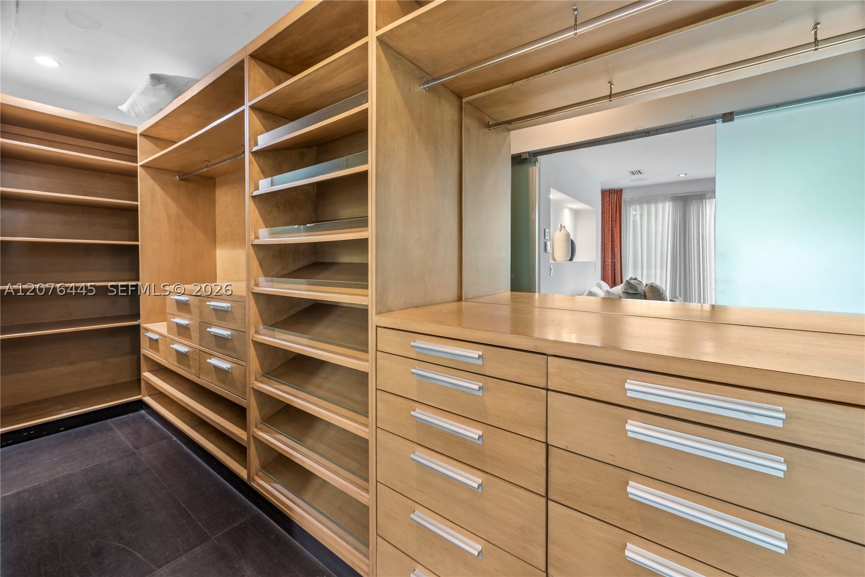 1606 S Bayshore Dr #1606 Miami, FL 33133