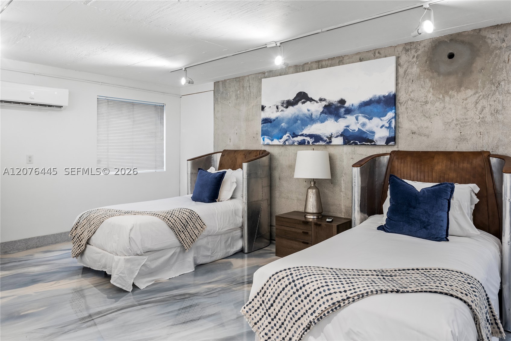1606 S Bayshore Dr #1606 Miami, FL 33133