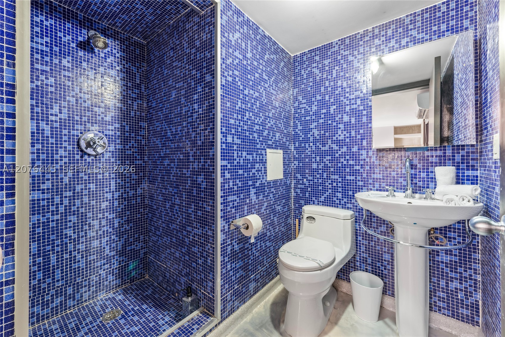1606 S Bayshore Dr #1606 Miami, FL 33133