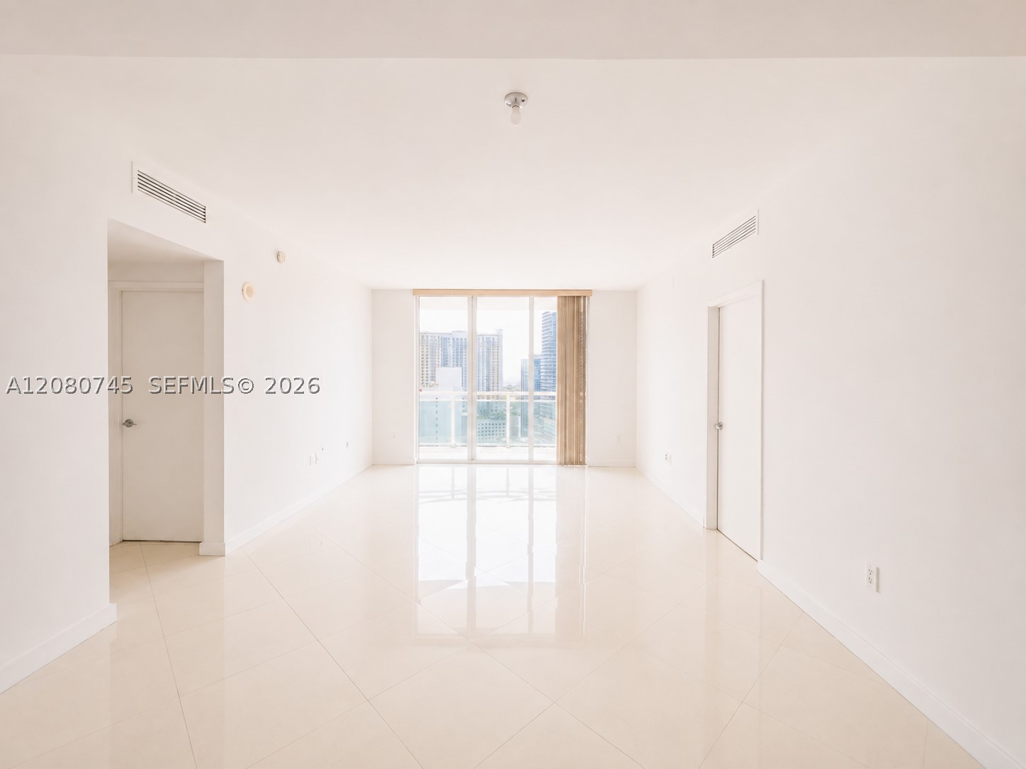 image The Plaza on Brickell West4