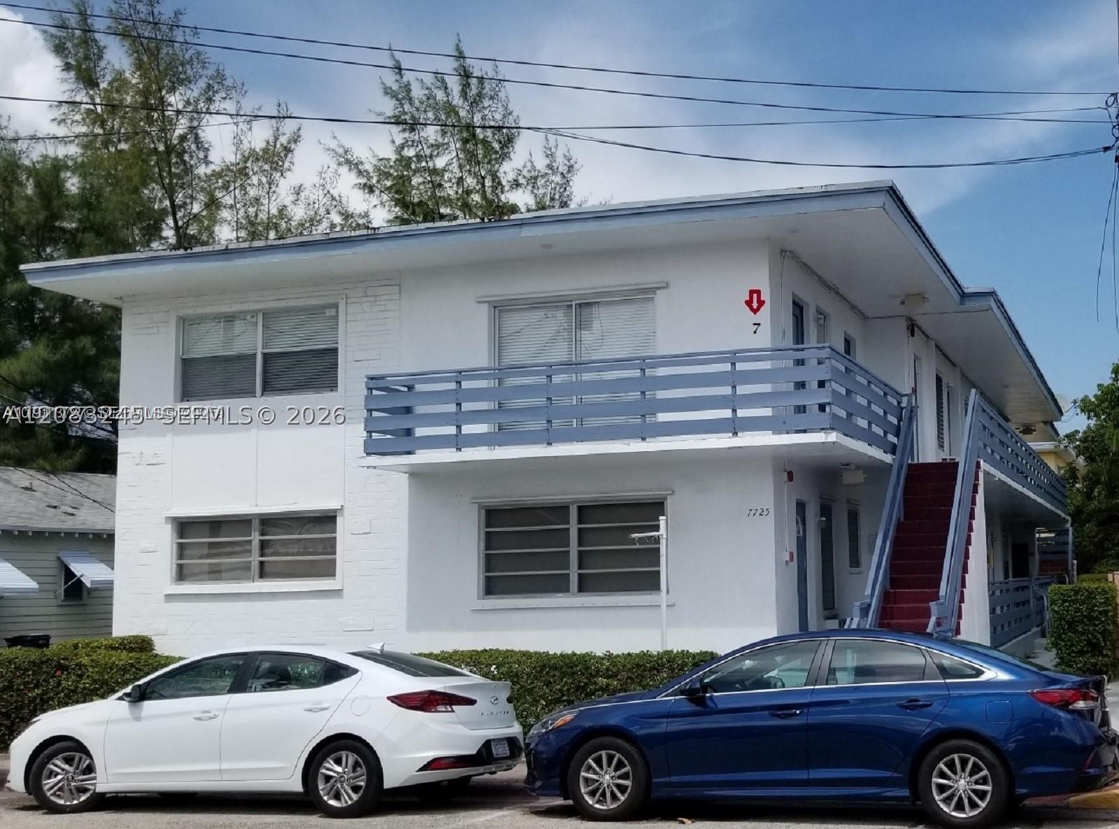 7725 Carlyle Ave #7