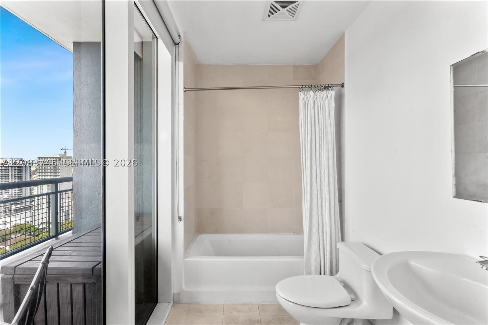 image Infinity at Brickell4