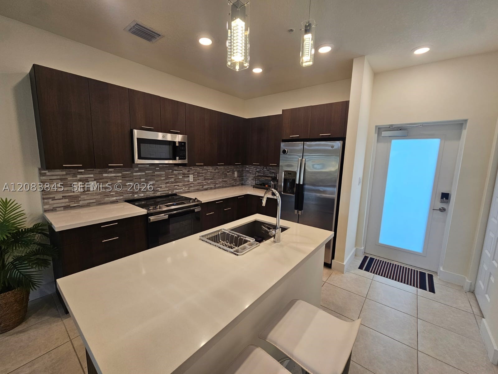 8301 NW 41st St #B-402