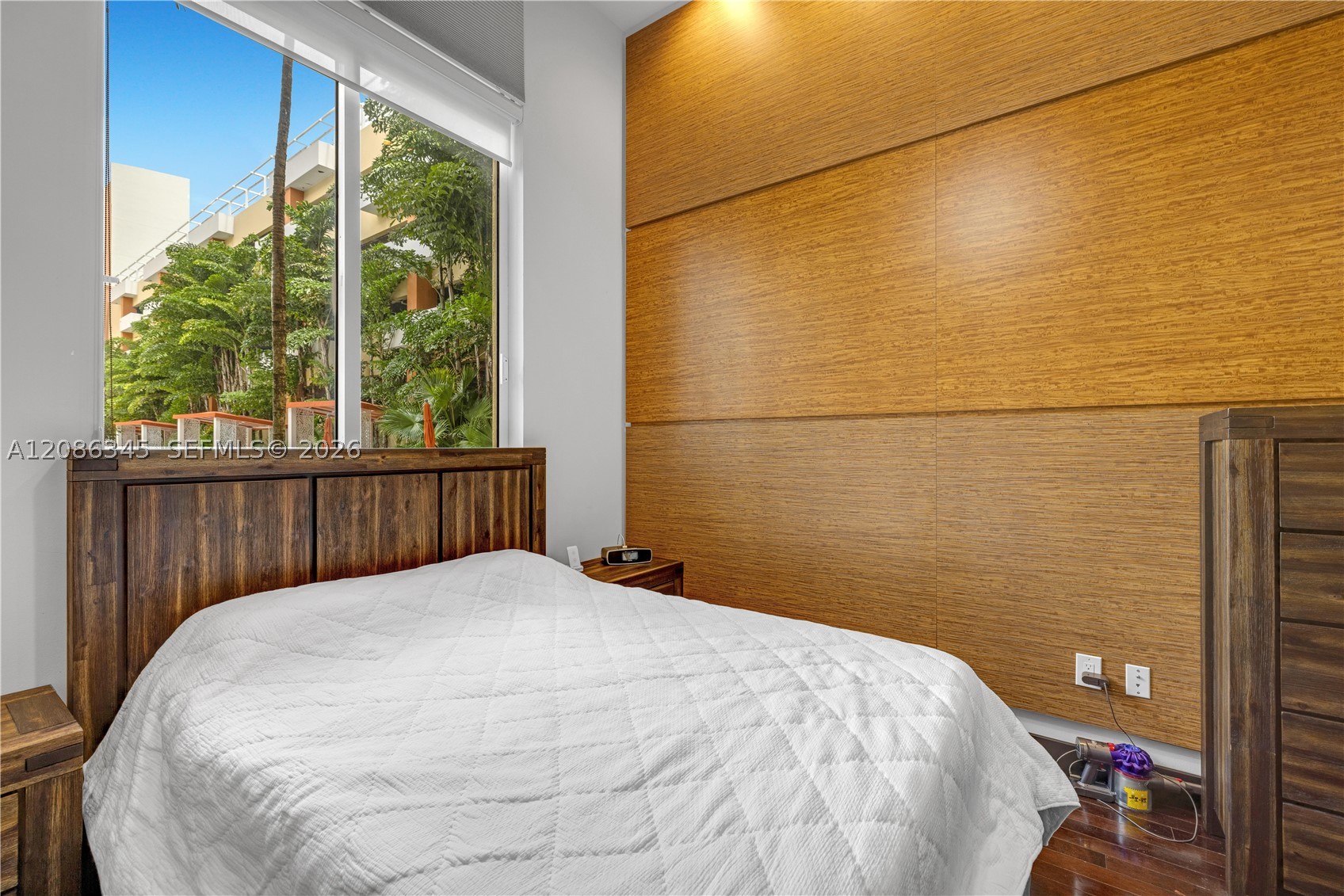 image The Venture at Aventura6